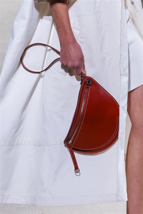 Petite Course bag .